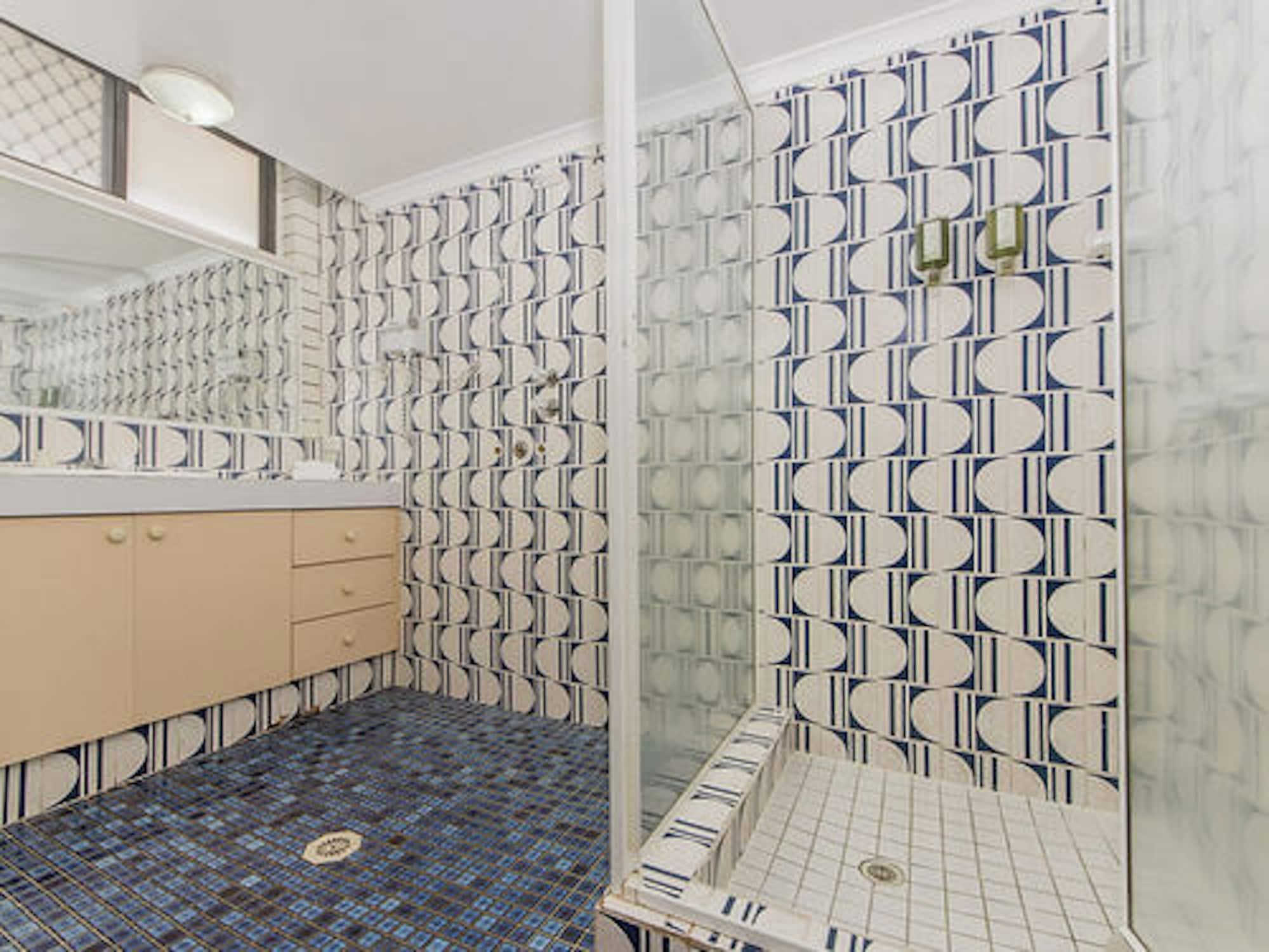 Broadbeach Travel Inn Apartments Gold Coast Bagian luar foto